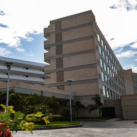 Eurobuilding Hotel & Suites Lecheria Exteriér fotografie