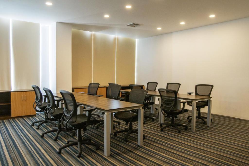 Eurobuilding Hotel & Suites Lecheria Exteriér fotografie